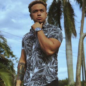 Meet your Posher, Jean